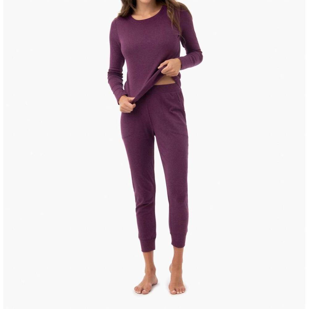 NEW UNDER THE CANOPY organic tapered jogger in grape